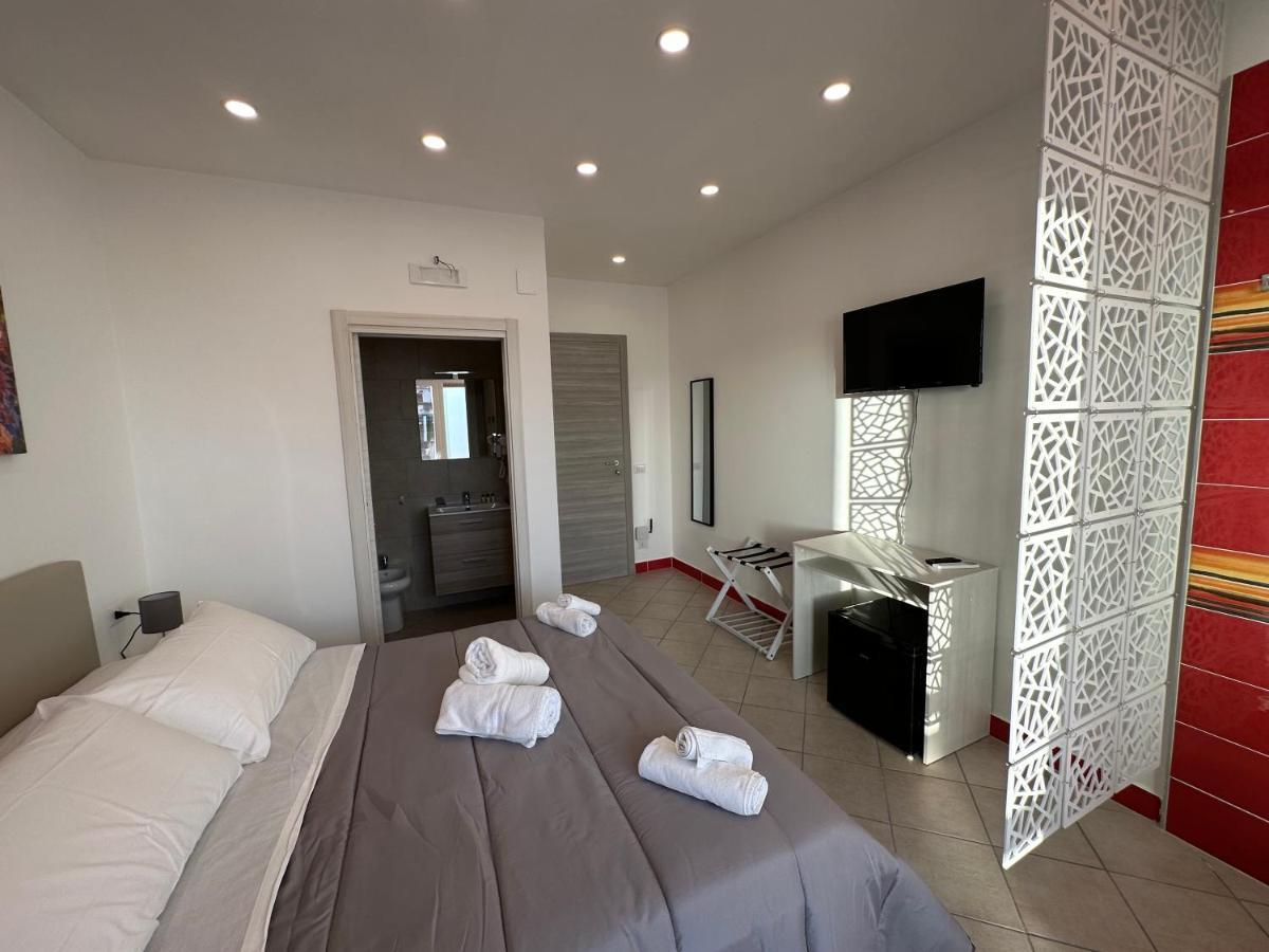 B&B Off Rooms And Relax Napoli Eksteriør billede