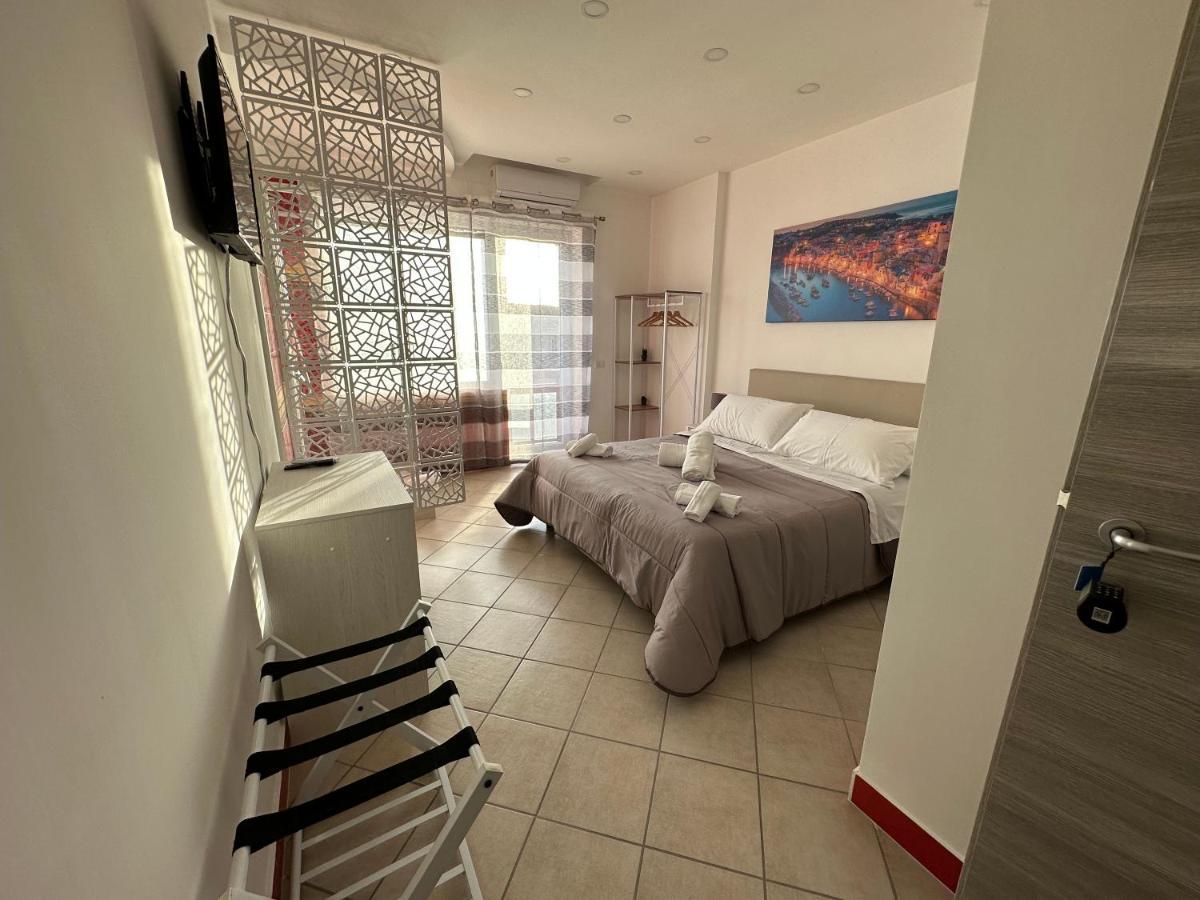 B&B Off Rooms And Relax Napoli Eksteriør billede