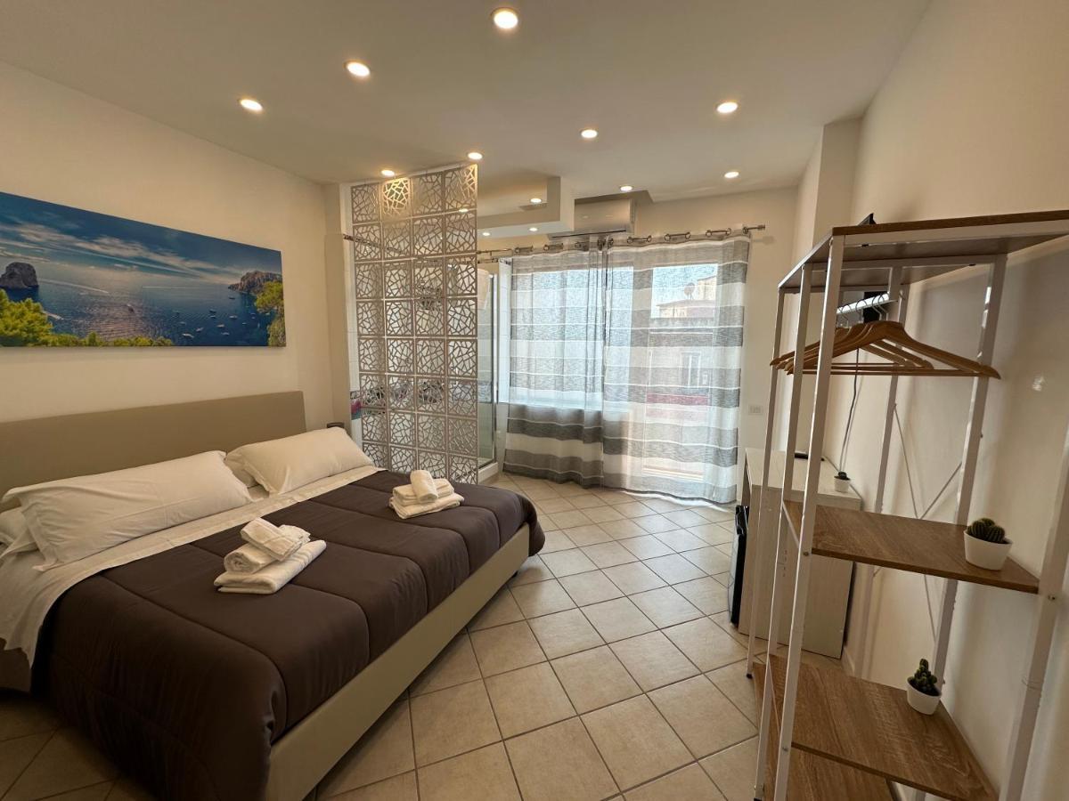 B&B Off Rooms And Relax Napoli Eksteriør billede