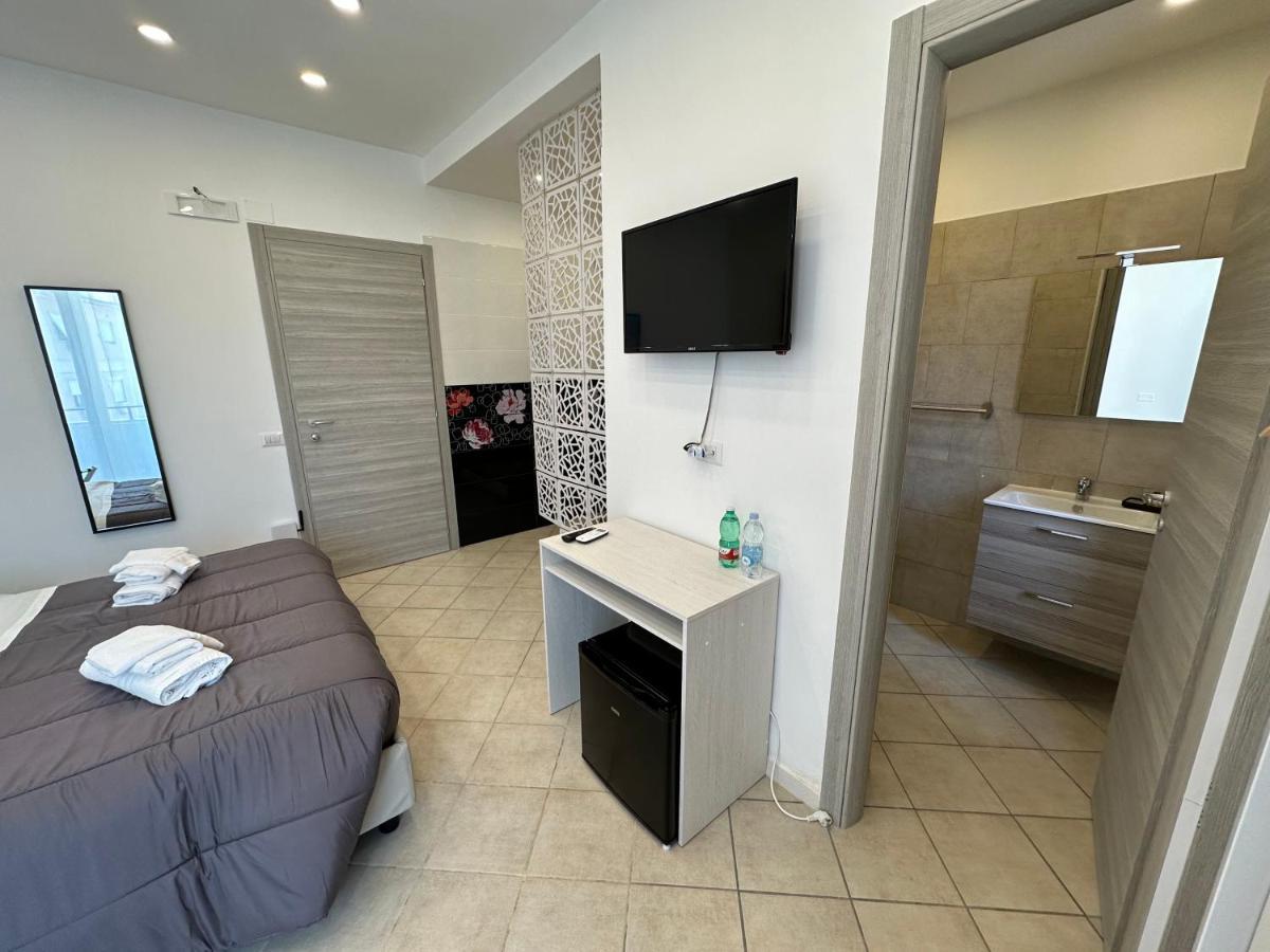B&B Off Rooms And Relax Napoli Eksteriør billede