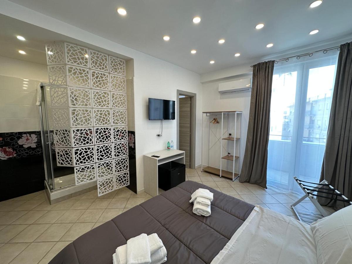B&B Off Rooms And Relax Napoli Eksteriør billede